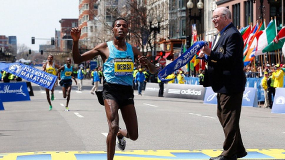 Победителят от кървавия маратон в Бостън спечели и полумаратона