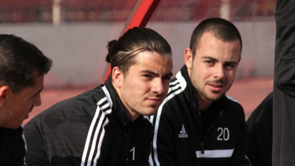 "Б" група става аматьорска?