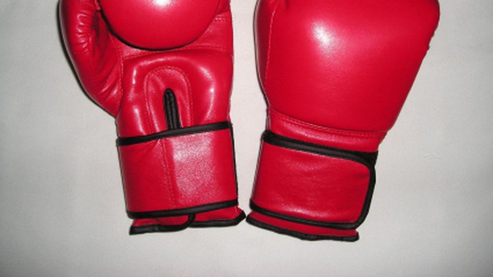 Айрин Исметов започна с победа участието си на СП по бокс в Казахстан