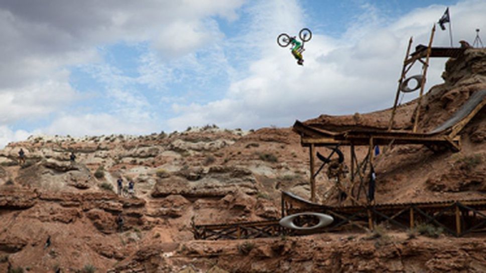 Американец с феноменално салто и световен рекорд (видео)