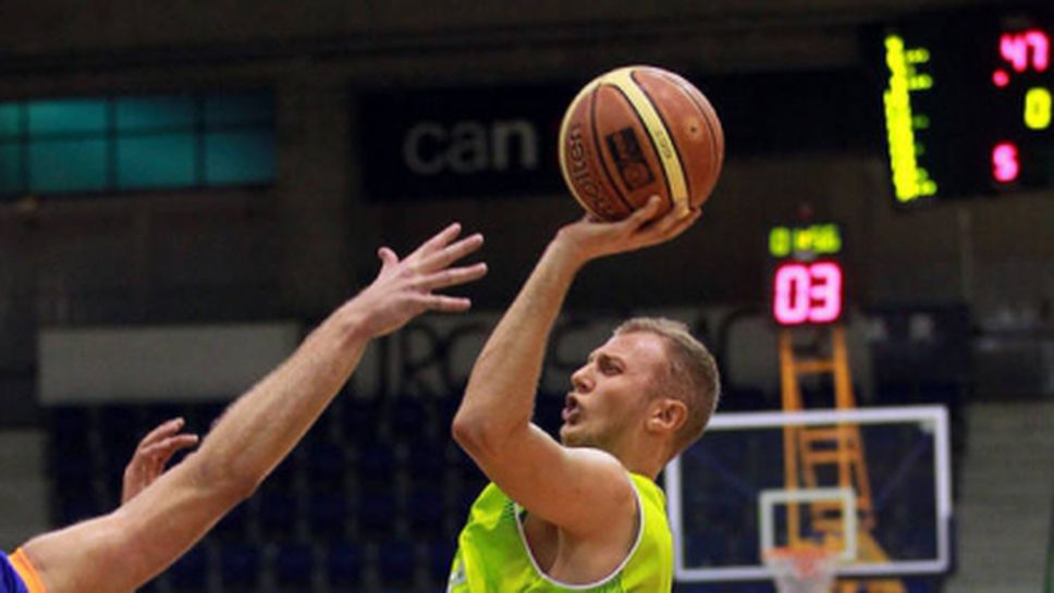 Трета загуба за Дурчев и Навара