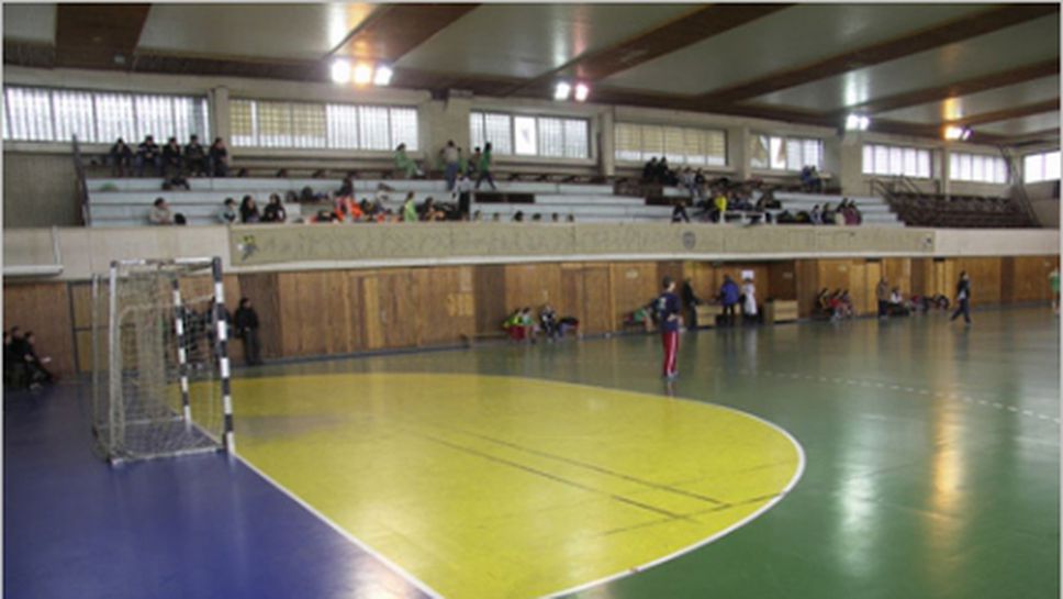 Шапионът Добруджа стартира сезона със загуба