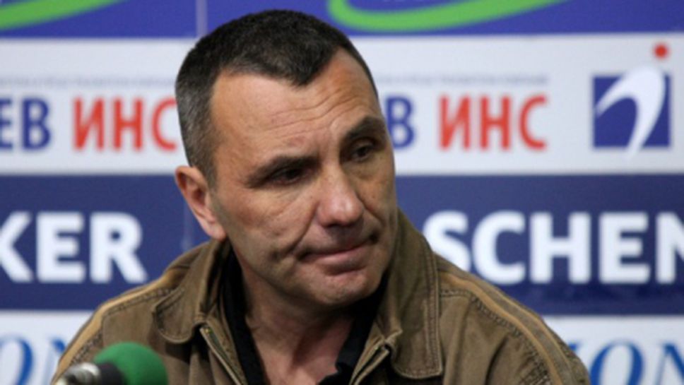 Дупката в бокса е огромна, изоставаме на светлинни години