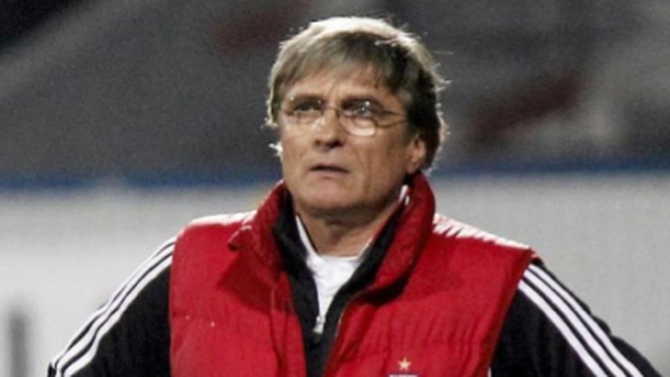 Полша официално с нов селекционер - Адам Навалка