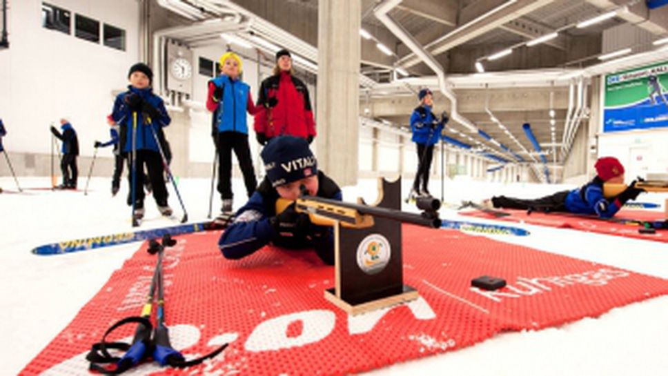 Биатлонистите тренират в най-дългия ски тунел в света