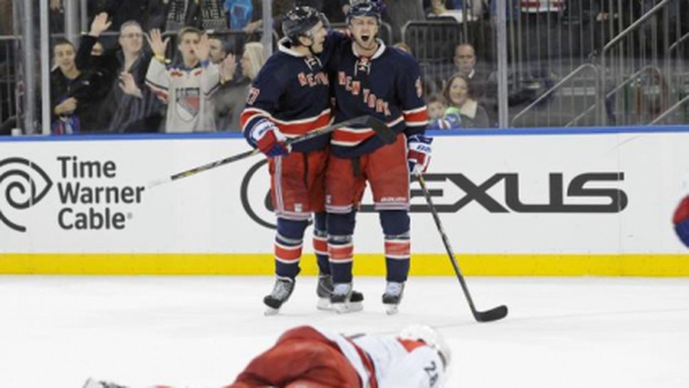 Дерек Степан с хеттрик за Рейнджърс при победа над Каролина