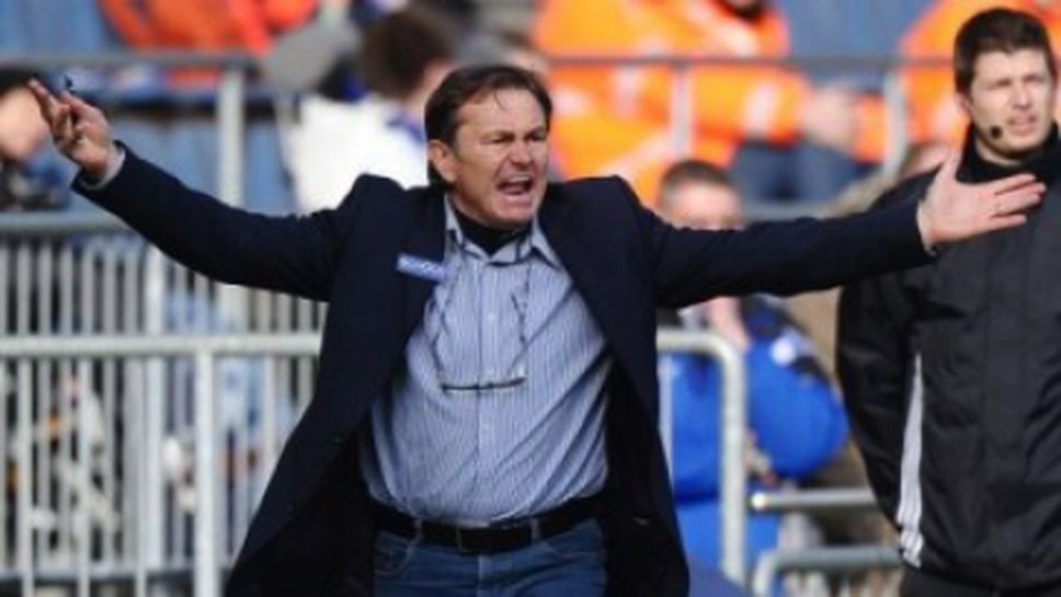 Оцелул за пръв път ще има чуждестранен треньор