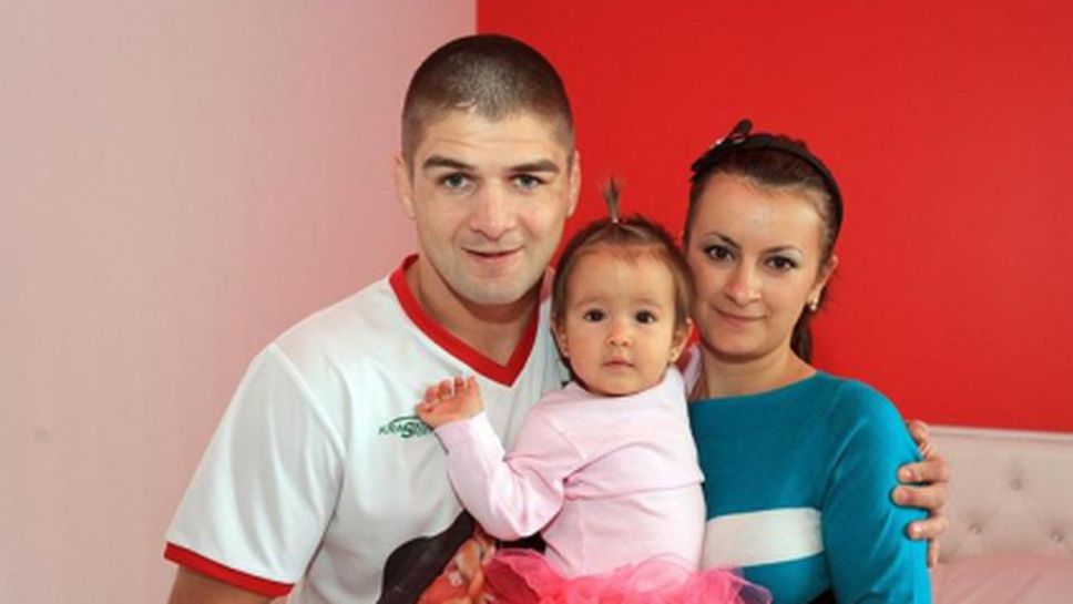 Годината на шампиона Иво Ангелов - дъщеря, дом и две титли