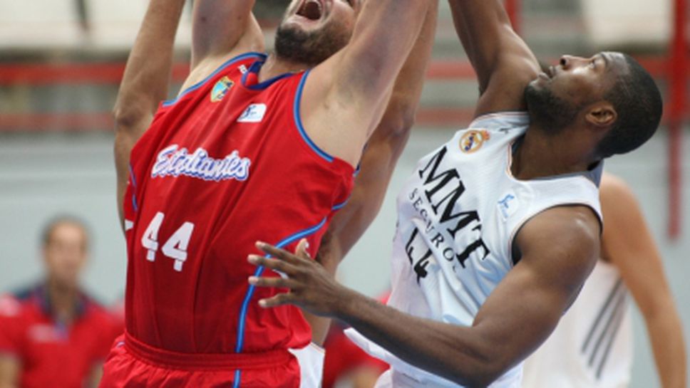 Деян Иванов най-резултатен при загуба на Естудиантес