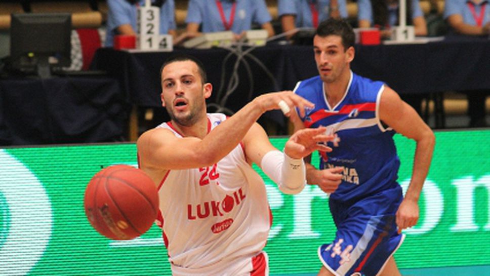 Лукойл Академик отпътува тази сутрин за Румъния