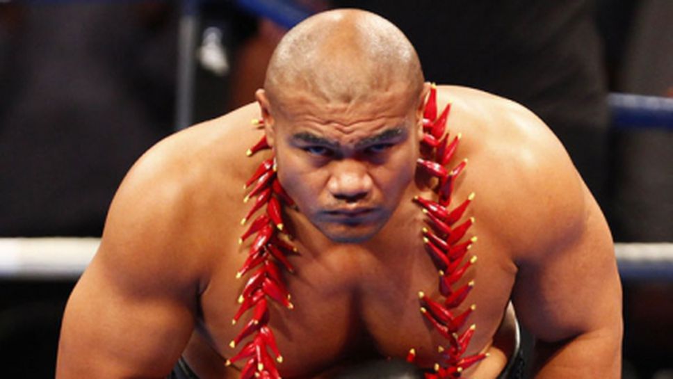 Туа получава мач срещу Кличко, ако бие Устинов