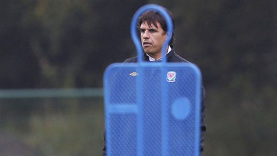 Крис Колман продължи договора си като национален селекционер на Уелс