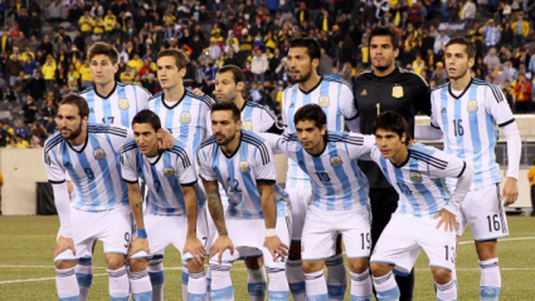 Без звездите Аржентина върти 0:0 с Еквадор