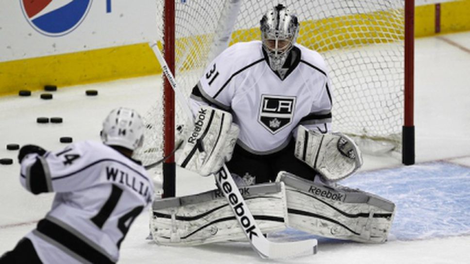 Кингс спечелиха гостуването на Рейнджърс след забележителни изяви на вратаря си