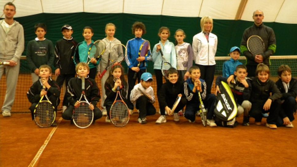 Лагер на СК "Дема" и награди за треньори от регион "София"