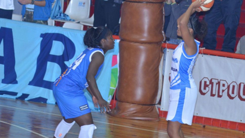 Дунав 8806 отпътува за гостуването си на Чеваката