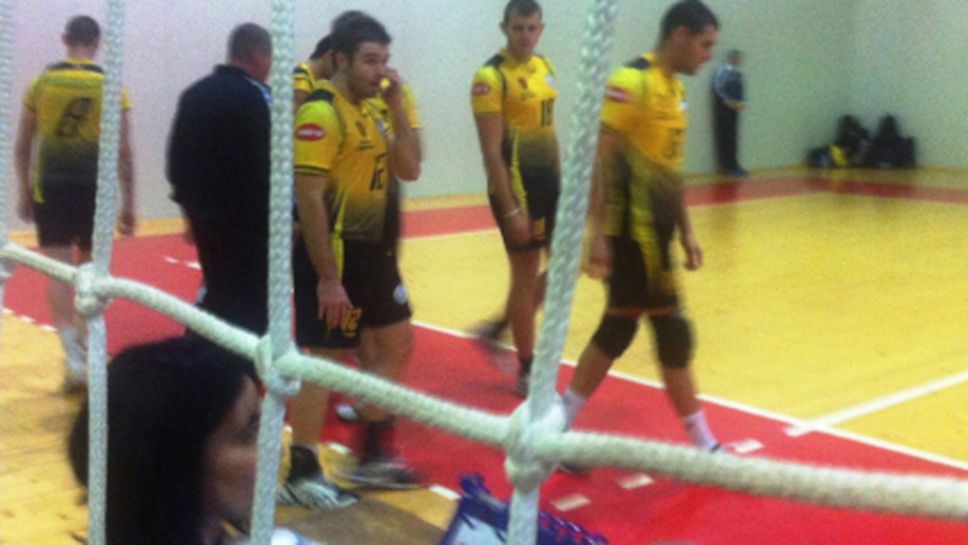 Миньор (Перник) с 5 от 5 във Висшата лига