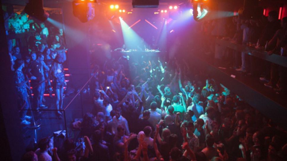 Избери новите диджеи на Yalta Club и се запознай с тях на цветния парти маратон на J&B