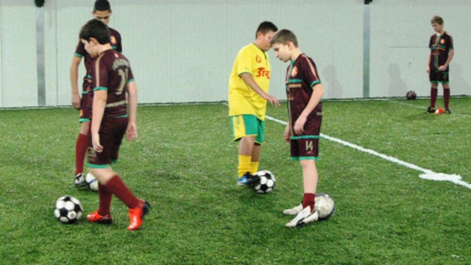 Нов футболен клуб в Бургас набира скорост