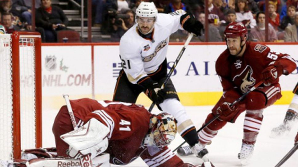 Лидерът Анахайм нанесе първа домакинска загуба на Финикс