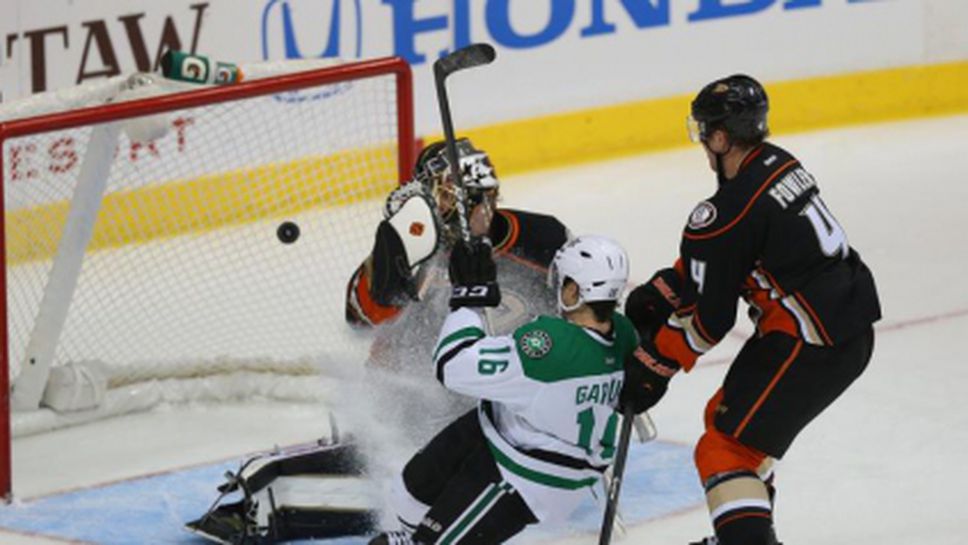 Далас срази Анахайм в последната част