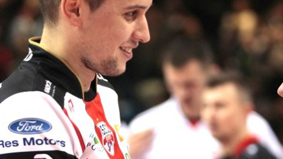 Силен Ники Пенчев с 8 точки и MVP носи победата на Ресовия над ЗАКСА с 3:0 (ГАЛЕРИЯ)