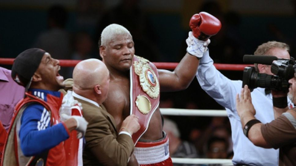 Луис Ортиз се прицели в Кличко