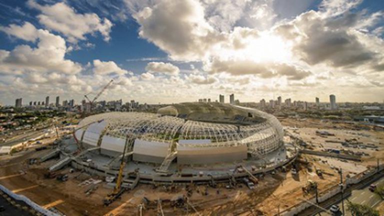 Четири от стадионите за Мондиала готови през януари