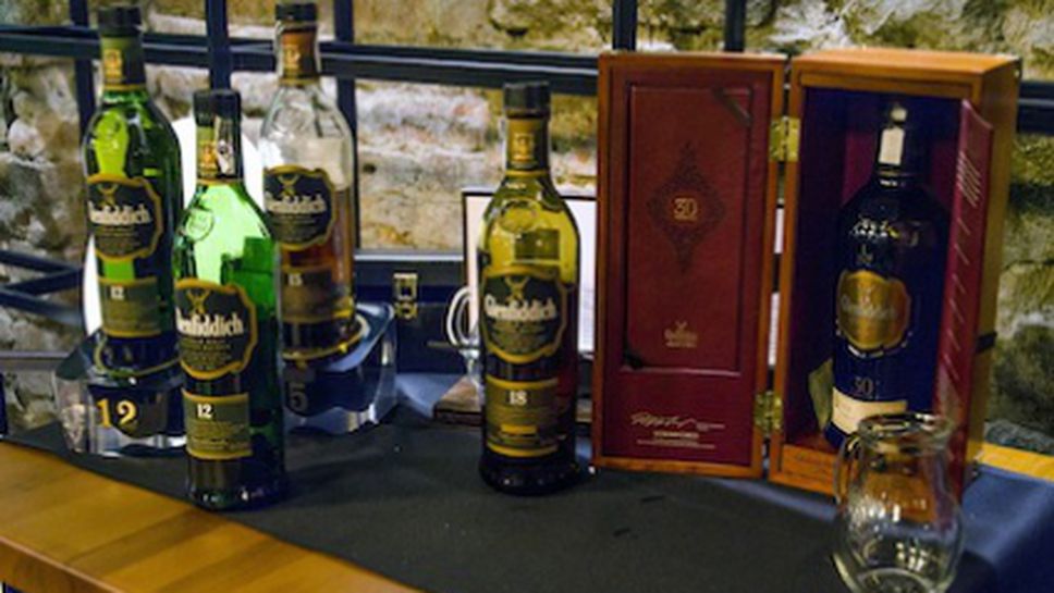 Иън Милар сподели страстта си към Glenfiddich