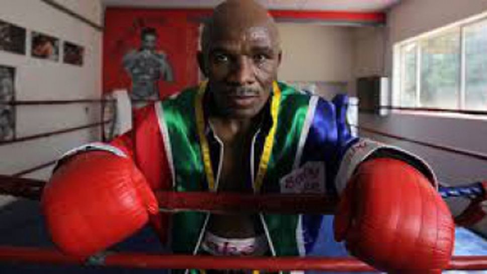 Джейк Матлала почина