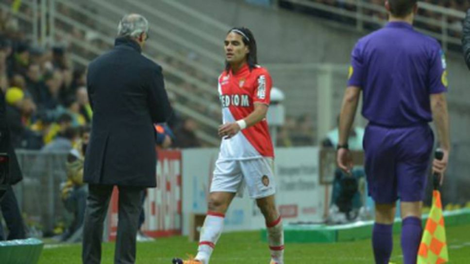 Анчелоти не иска Фалкао в Реал