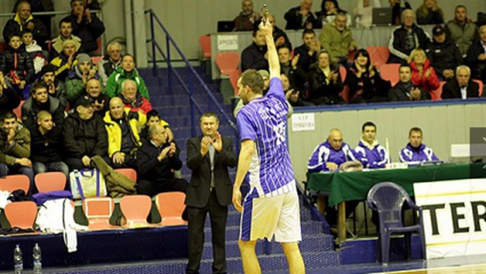 Черно море се справи със Спартак за една част