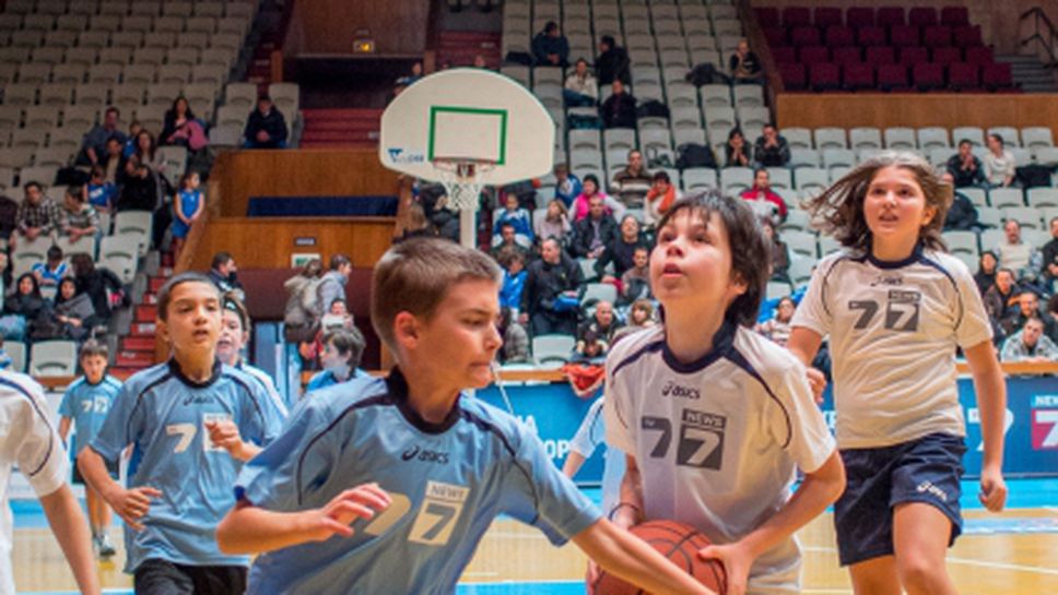 Традиционният Коледен турнир на Левски-Буба лигата събра десетки деца