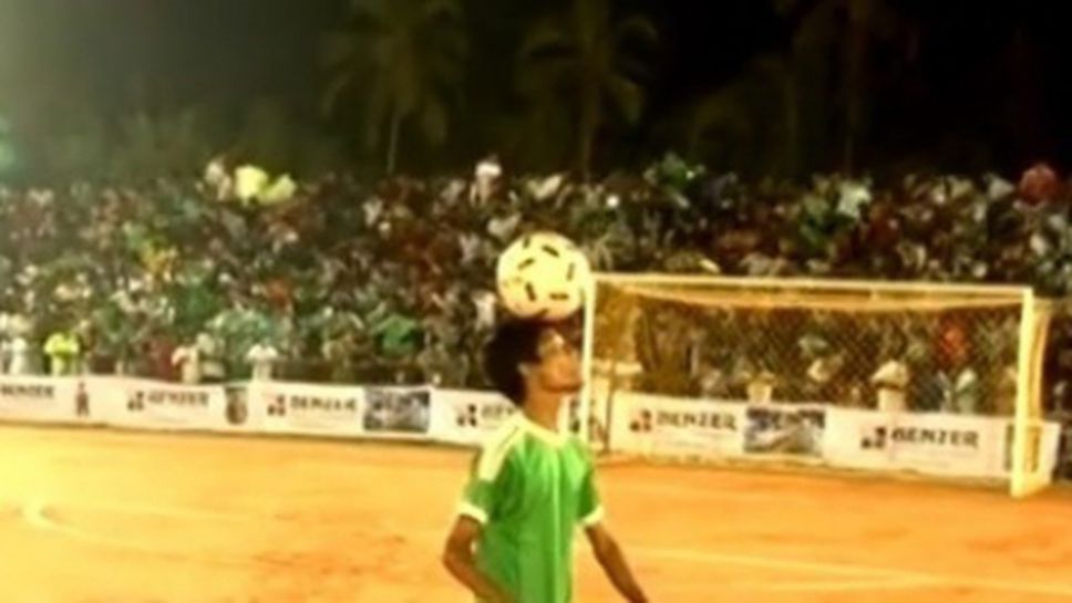 Сектор на стадион се срути в Индия, най-малко 100 души са пострадали (видео)