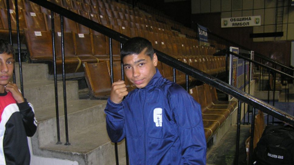 Тайсъна е Боксьор №1 на България