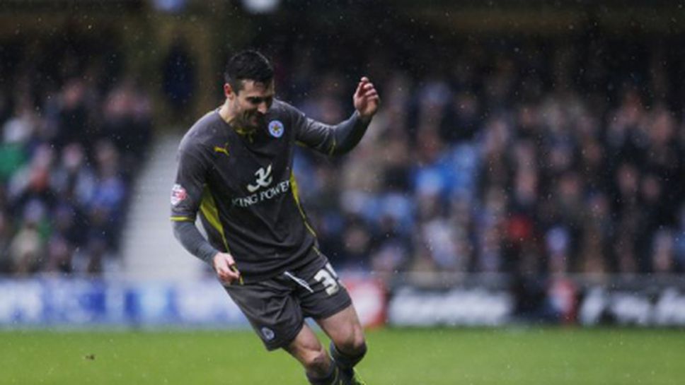 Вижте как футболист гони катеричка на мач в Англия (видео + снимки)