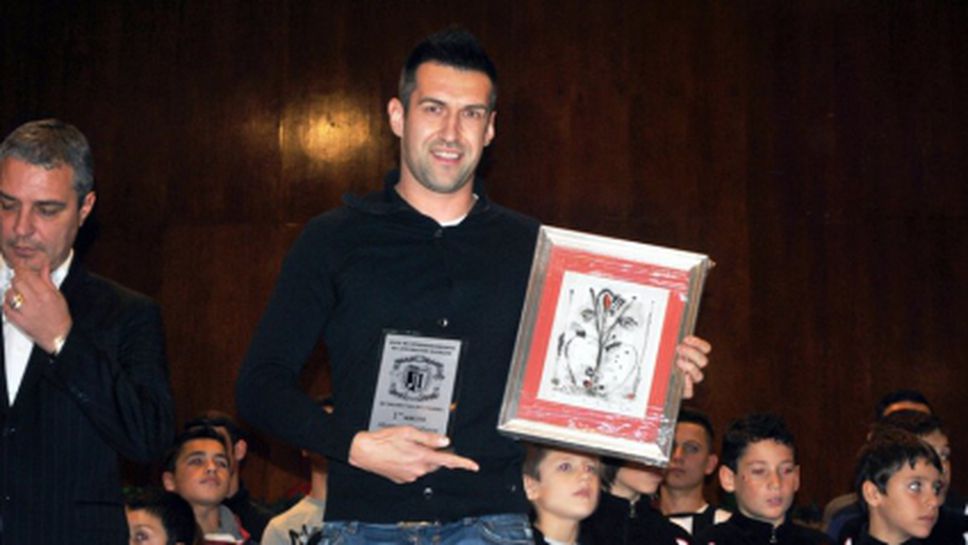 Камбуров е футболист №1 на Локомотив (Пловдив) за 2013 година