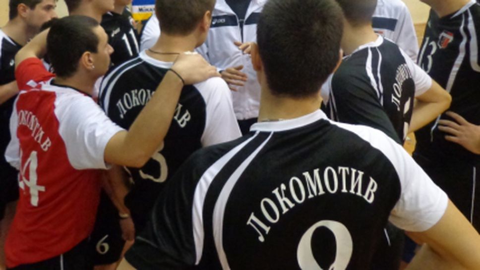 Петьо Узунов дебютира като старши-треньор на Локо (Пловдив)