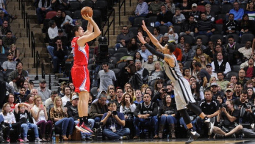 Сан Антонио спечели дербито на Запад срещу Клипърс