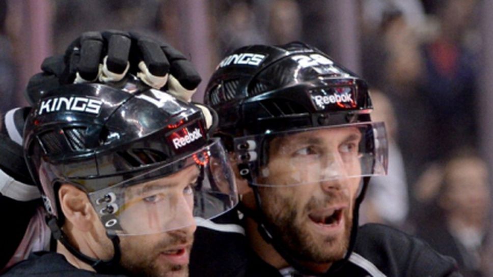 Джъстин Уилямс от Лос Анджелис Кингс вкара своя гол №800