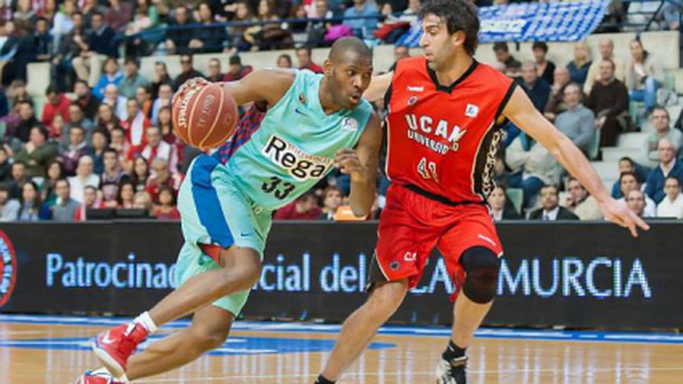 Боецът Микел се завръща на паркета