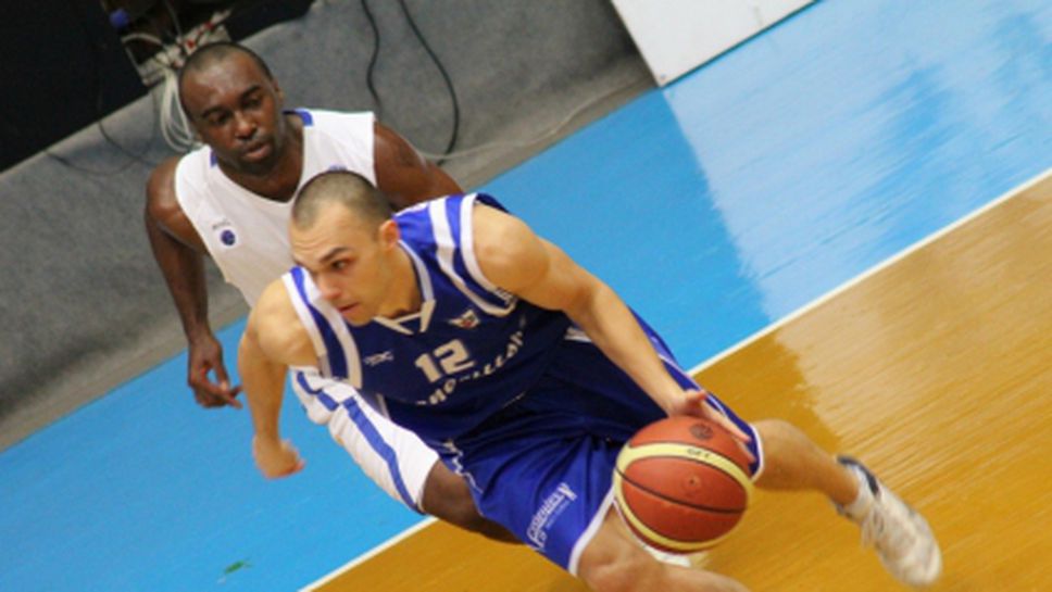 Силна трета част осигури победа на Спартак (Плевен)