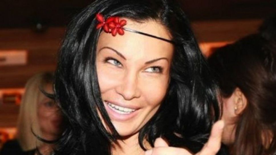 Цеци Красимирова - Модел на десетилетието