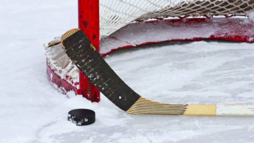 България последна в трета дивизия на СП по хокей на лед за младежи
