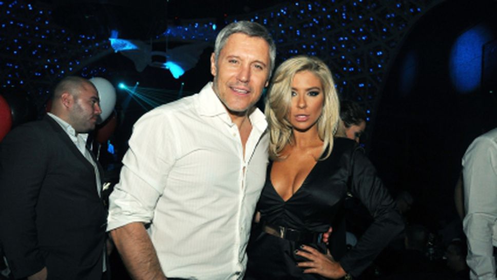 Андреа и Алисия се щракнаха с холивудски актьор