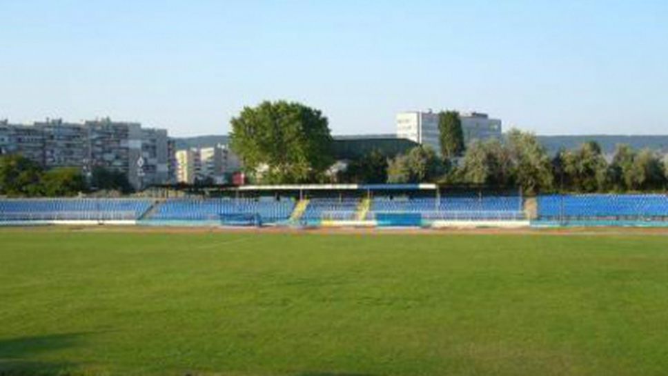 Спартак Вн подписа с петима нови