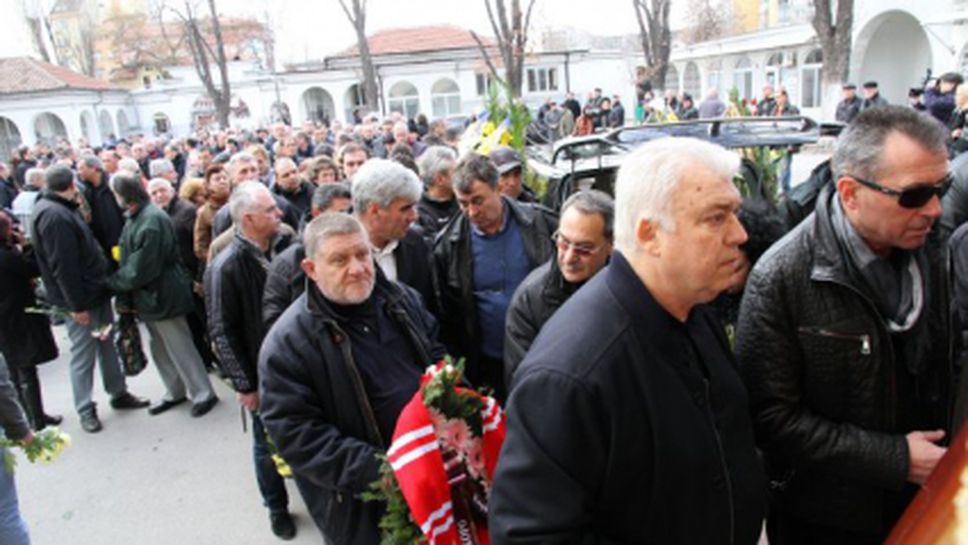 Футболна България се прости с Георги Славков - голмайстор №1 на Европа за 1981 г.