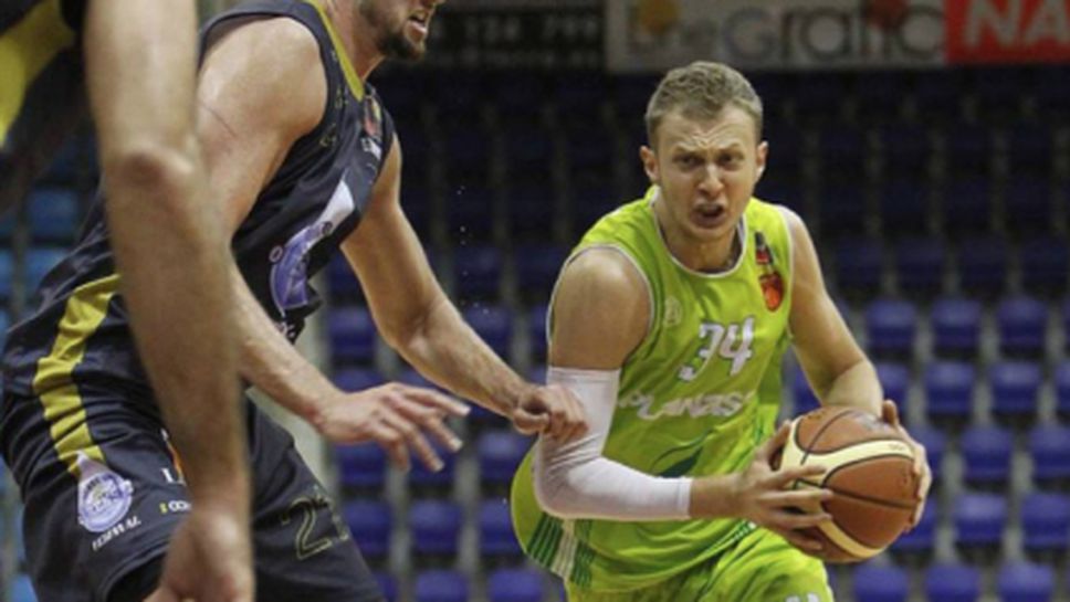 14-та загуба за Дурчев и Навара