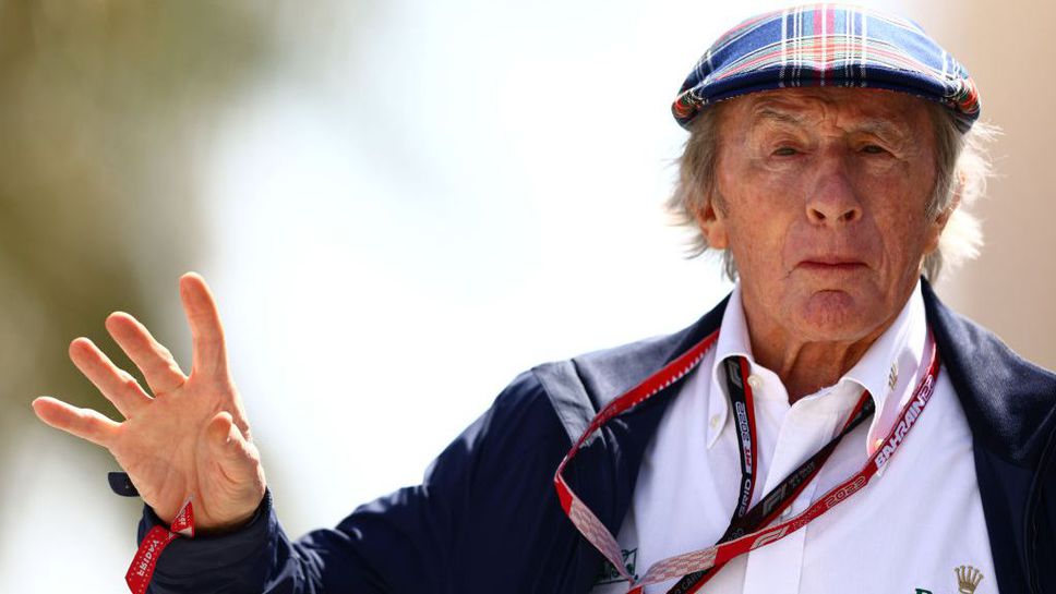 Джеки Стюарт: Време е Люис да се оттегли!