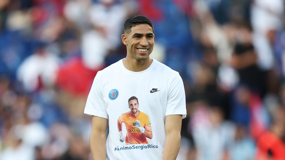 Агент на Хакими: Чакаме новия треньор и тогава ще решаваме